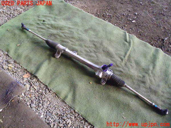 1UPJ-98714235]ヴォクシー(ノア)(ZRR70W)パワステギアボックス