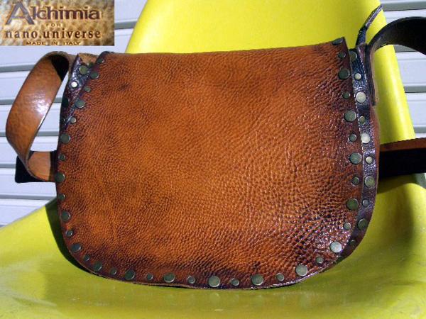 Alchimia ナノユニバース アルキミア 別注スタッズ 即完 極美 ショルダーバッグ 売買されたオークション情報 Yahooの商品情報をアーカイブ公開 オークファン Aucfan Com
