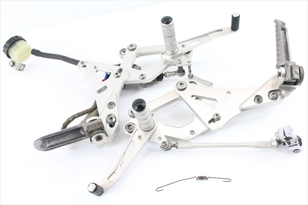 ゼファー1100 | タンデムキット ウッドストック Webike バックステップ