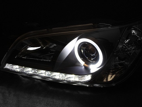 アルテッツァ イカリングヘッドライト 　IS300 後期 LEDテールに