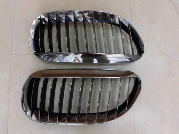 BMW　E63　フロントグリル　左右　7-077-935
