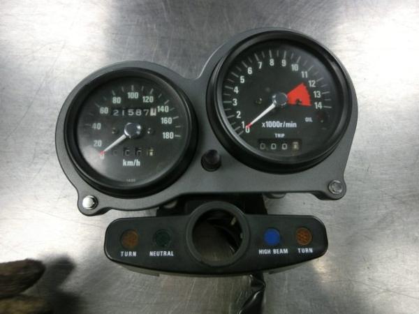 ゼファー400 純正メーターAssy初期型、綺麗☆ZR400C