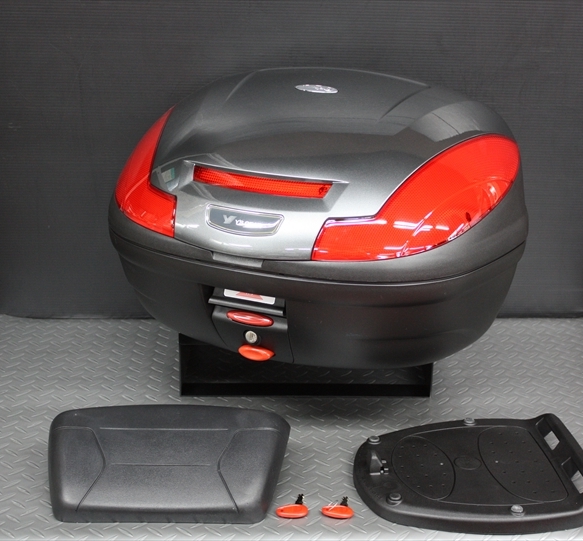 送料無料 ワイズギア ＧＩＶＩ リアBOX E47 グレー メタリック J