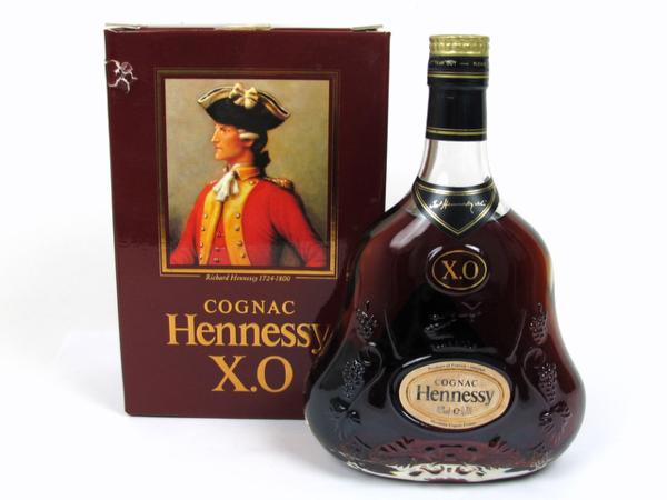 ヘネシー XO 金キャップ 未開栓 ブランデー 700ml 40% 洋酒 古酒 食品