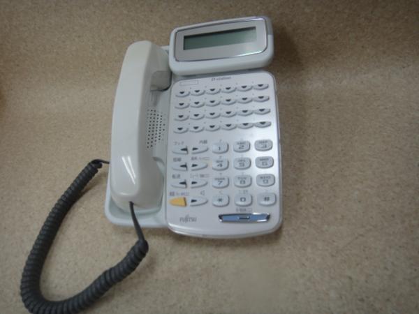 J 4020※富士通 D-staion 32PB2 FC776PB2 停電対応電話機