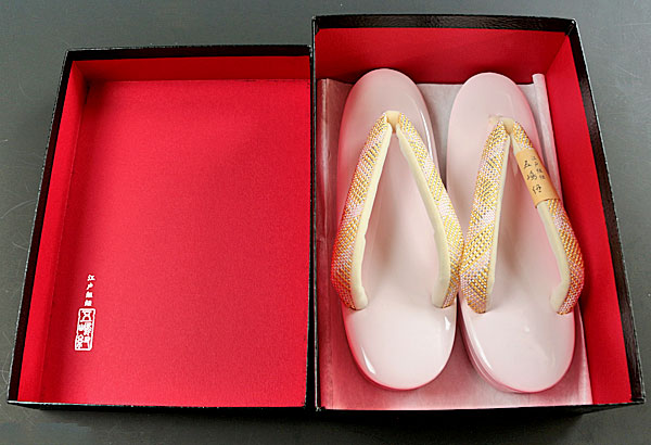 【和遊館】ZKx013　無形文化財『五嶋紐』最高級お草履　桜色