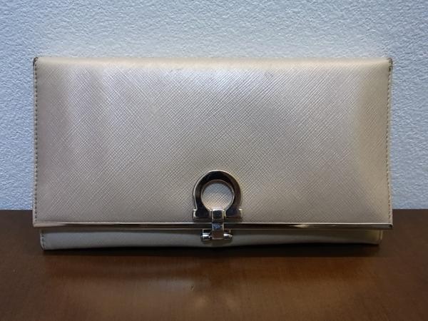 YS-1】フェラガモ 長財布□ベージュ Salvatore Ferragamo□K 