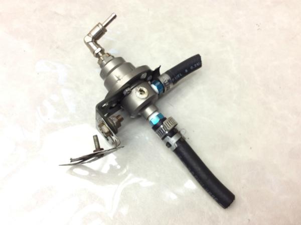 A612 S15 シルビア TOMEIフューエルプレッシャーレギュレーター