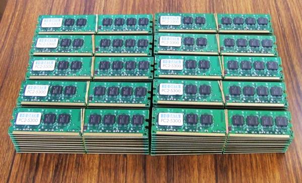 I/O DATA製 PC2-5300 1GB×100枚セット！