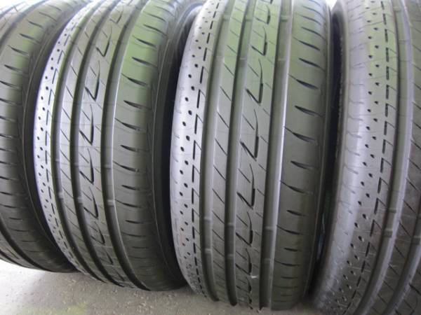 ☆ブリヂストン　エコピア　PRV　215/60R16　未使用品　4本☆