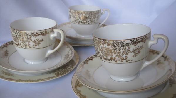 オールドノリタケ・ 花葉紋金彩・ トリオ・3個組・美品 オールド