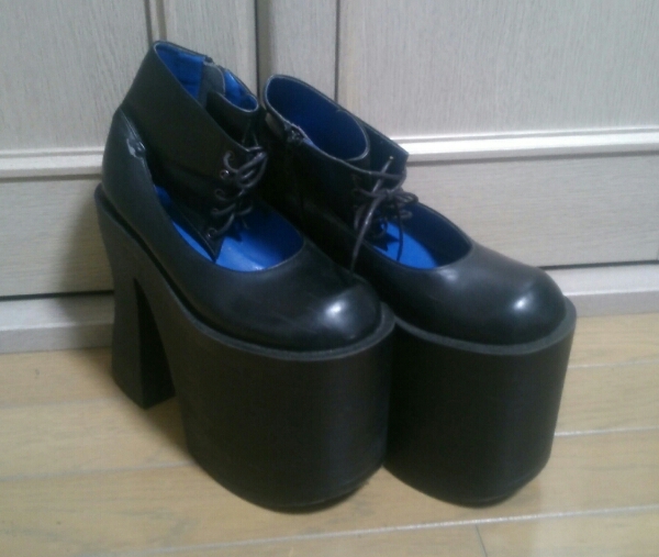 Moitie モワティエ レースアップパンプス アトリエBOZ BPN