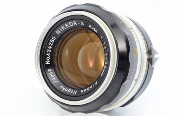 Nikon NIKKOR-S Auto 50mm F1.4 単焦点