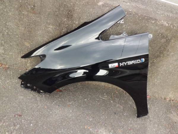 ＺＶＷ３０　プリウス　Ｇ’ｓ　左フロント　フェンダー
