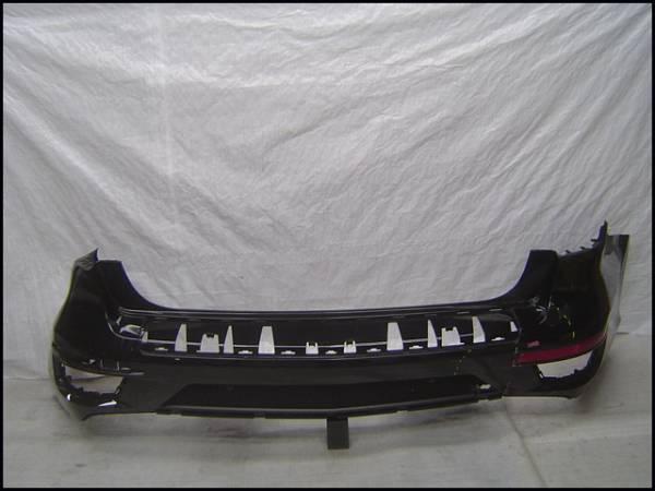 X166 GLクラス AMGエクスPKG純正リアバンパーA166 885 67 25リヤ