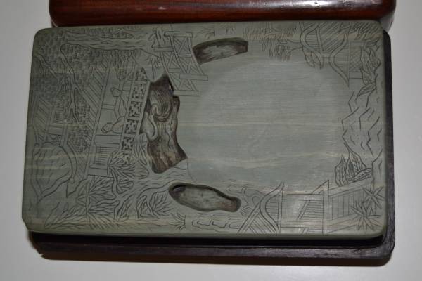 中国古硯　　小蘭亭松花江　唐木箱付き