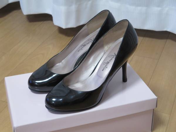 美品■銀座かねまつ■パンプス■黒エナメル■23■Kanematsu