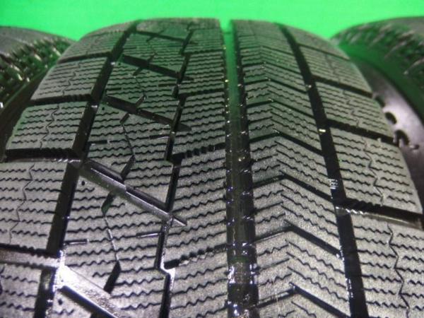 中古】スタッドレスタイヤ 215/65R15 ブリヂストンBLIZZAK vrx