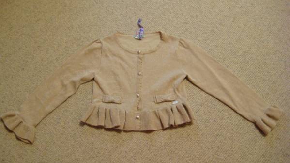 美品☆トッカ☆ゴールドのカーディガン☆クリスマス110