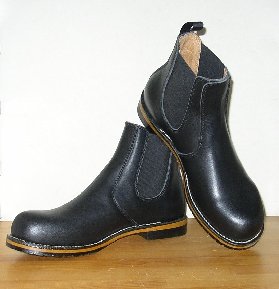 新品★高級厚手本革製のサイドゴアブーツ★黒★26.0cm