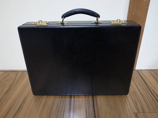 W&H GIDDEN アタッシュケース 英国製 ギデン(ブリーフケース、書類 