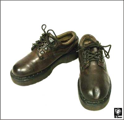 USED・Dr.Martensドクターマーチン135イングランド製シューズ26