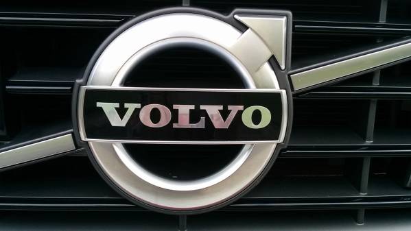 即決ボルボフロントグリルVOLVOブラックエンブレムV40V50V70V60