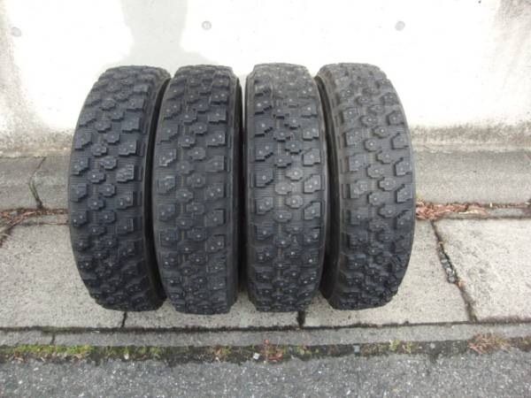 スパイクタイヤ　ADVAN WR-13 175SR14 スパイクタイヤ ADVAN WR-13 175SR14 4本 スパイクタイヤ ADVAN