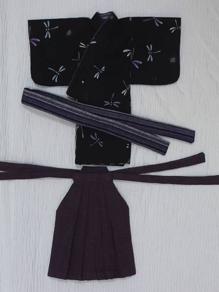 緋色の月蝕 幼sd用男着物 トンボ 袴 紫 服 靴 売買されたオークション情報 Yahooの商品情報をアーカイブ公開 オークファン Aucfan Com