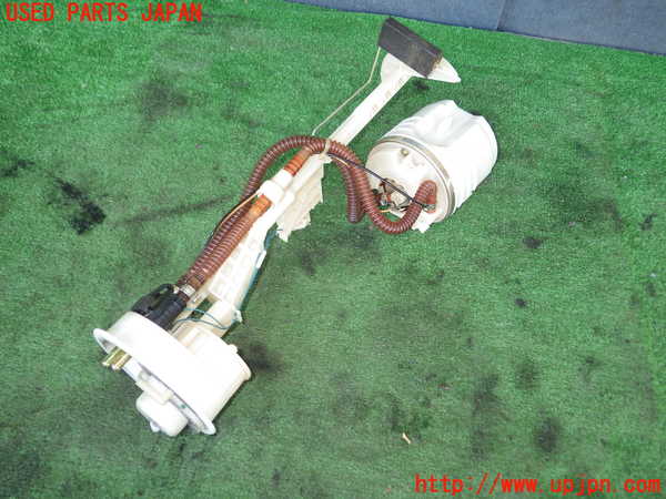 1UPJ-17702510]ポルシェ・911(99666)燃料ポンプ 中古