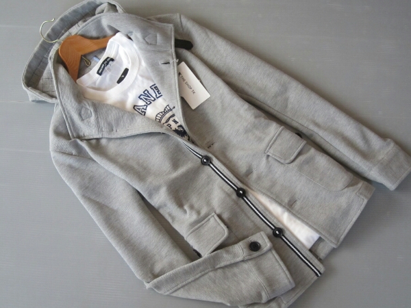 新品★タケオキクチ　衿元ベルト使いフード付きジャケット　XL