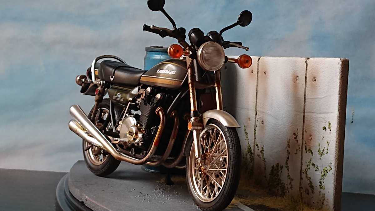 1⁄24 KAWASAKI ZⅡ LED付 昭和にっぽん鉄道ジオラマ」が届きました Z