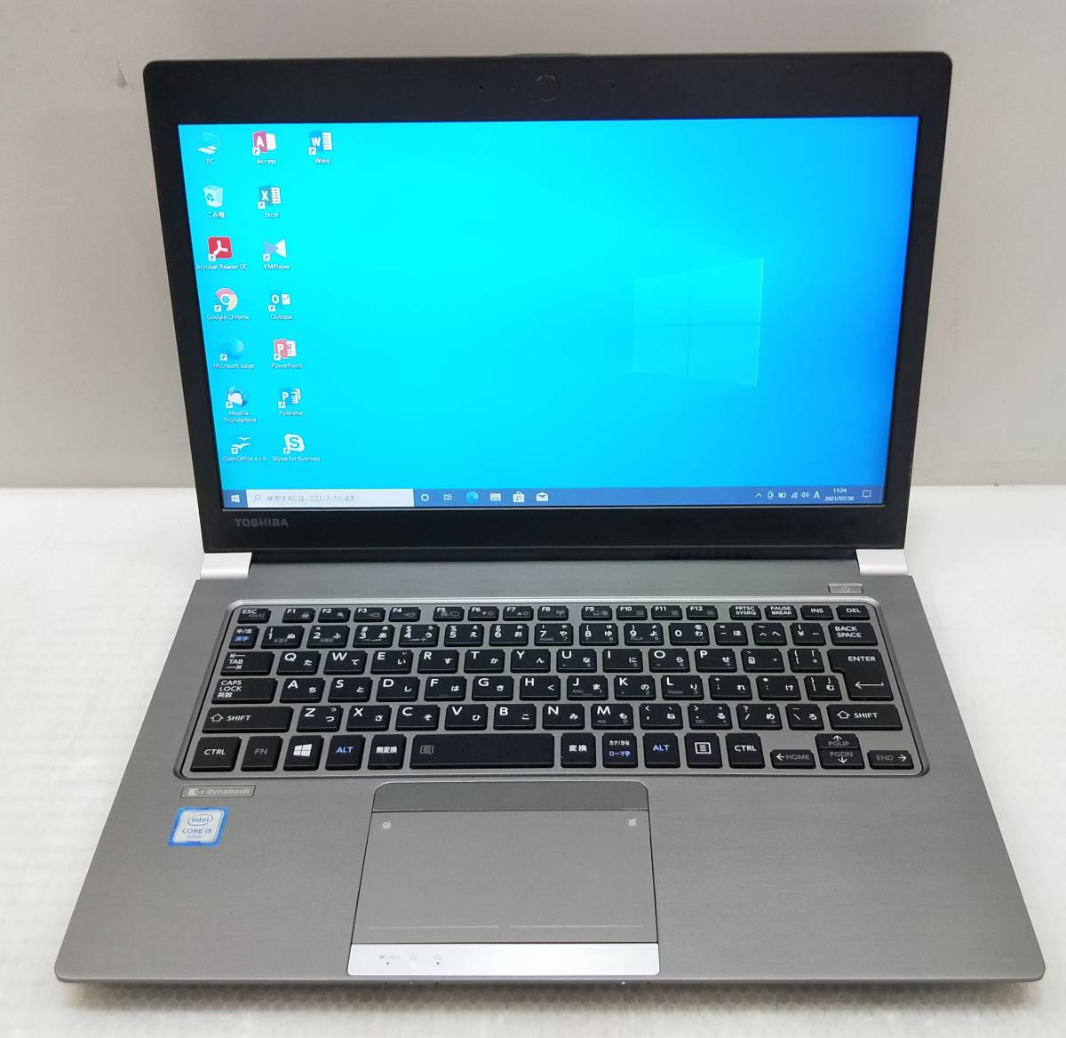 東芝 dynabook R63 整備済み品 Core 極薄・極軽 Dynabook TOSHIBA 