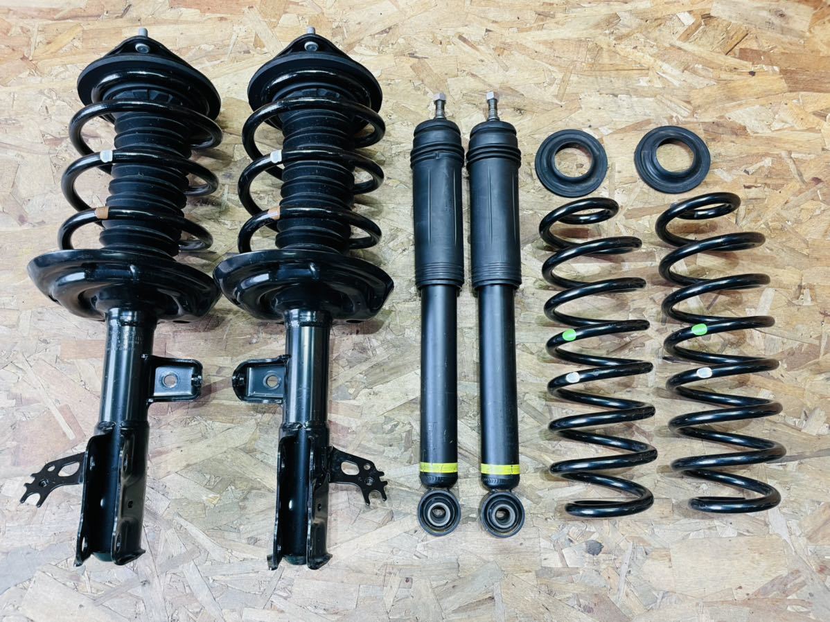 ◇美品◇TOYOTA トヨタ AXVH70 70系 カムリ 純正 サスペンションキット 