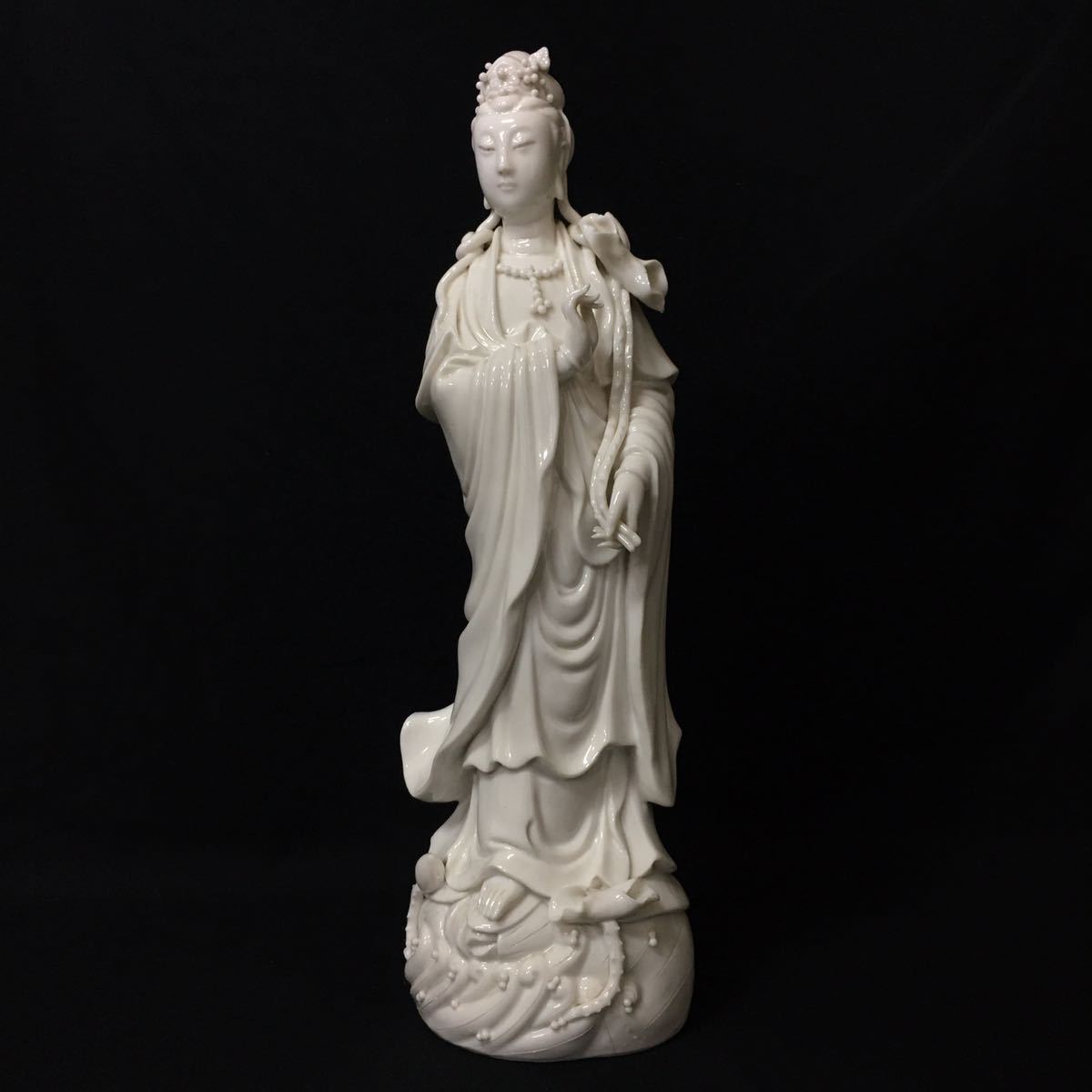 白磁 観音菩薩 立像 蓮子 睡蓮 蓮 仏教美術 古玩 骨董 文物 唐物 