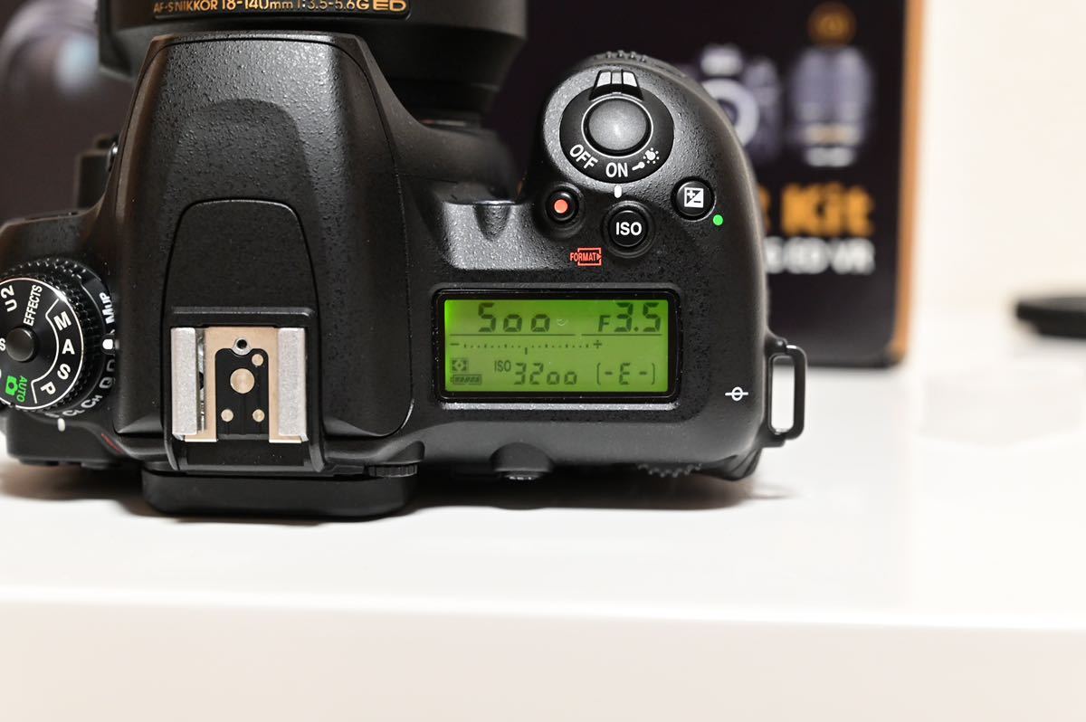 Nikon D7500 レンズキットAF-S 18-140mm ＋AF-P 70-300mm 中古 美品_3