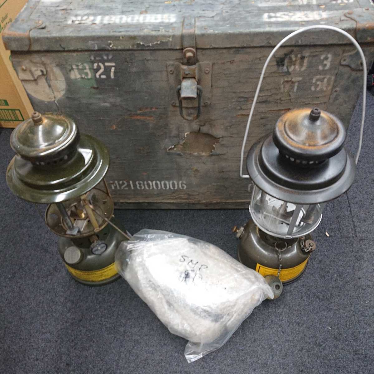 ★(さくら！)おまとめ購入3点！ Coleman 285A Dual Fuel LANTERN 未使用ですがキズあり
