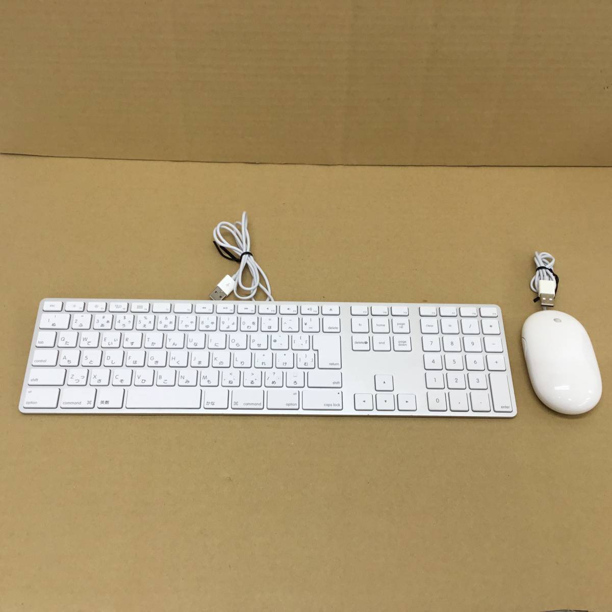 【2106281002】 アップル　10キー付き USB日本語キーボード　A1243　+　USB マウス　A1152