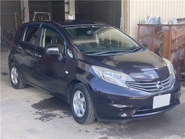 ノート DBA-E12 右 リア ドア MEDALIST NAB ニホンイタ M31Q8 H210M-3VAMA 82300-3VA0B 自動車、オートバイ 日産用