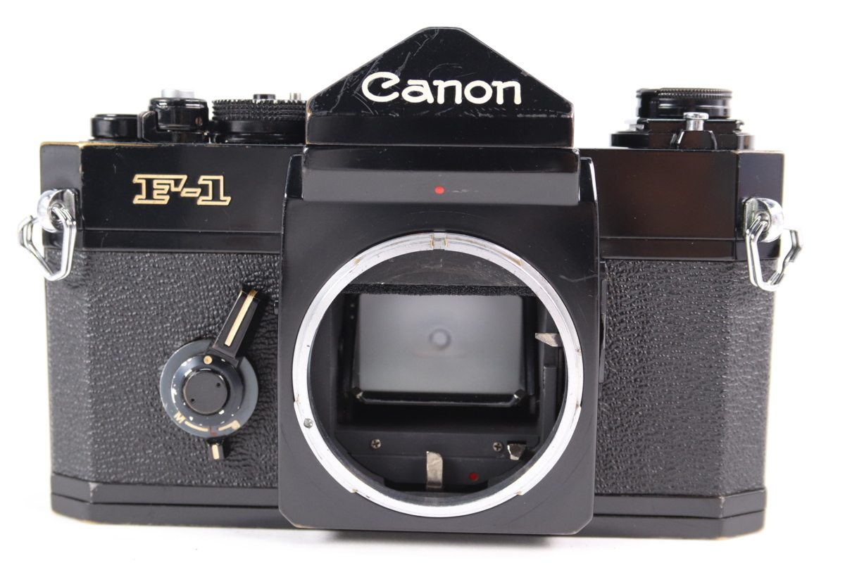 T1384】Canon キャノン 一眼レフフィルムカメラ F-1 レンズ付き ケース