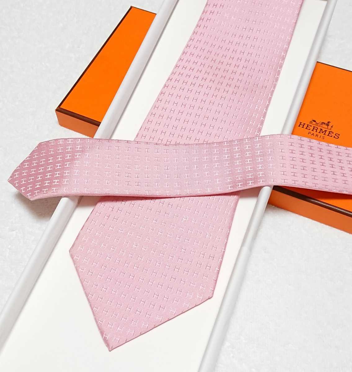 超美品/エルメス【HERMES】お箱付き/ネクタイ/鮮桃色系/ピンク系 超美品/エルメス【HERMES】お箱付き/ネクタイ/鮮桃色系/ピンク系
