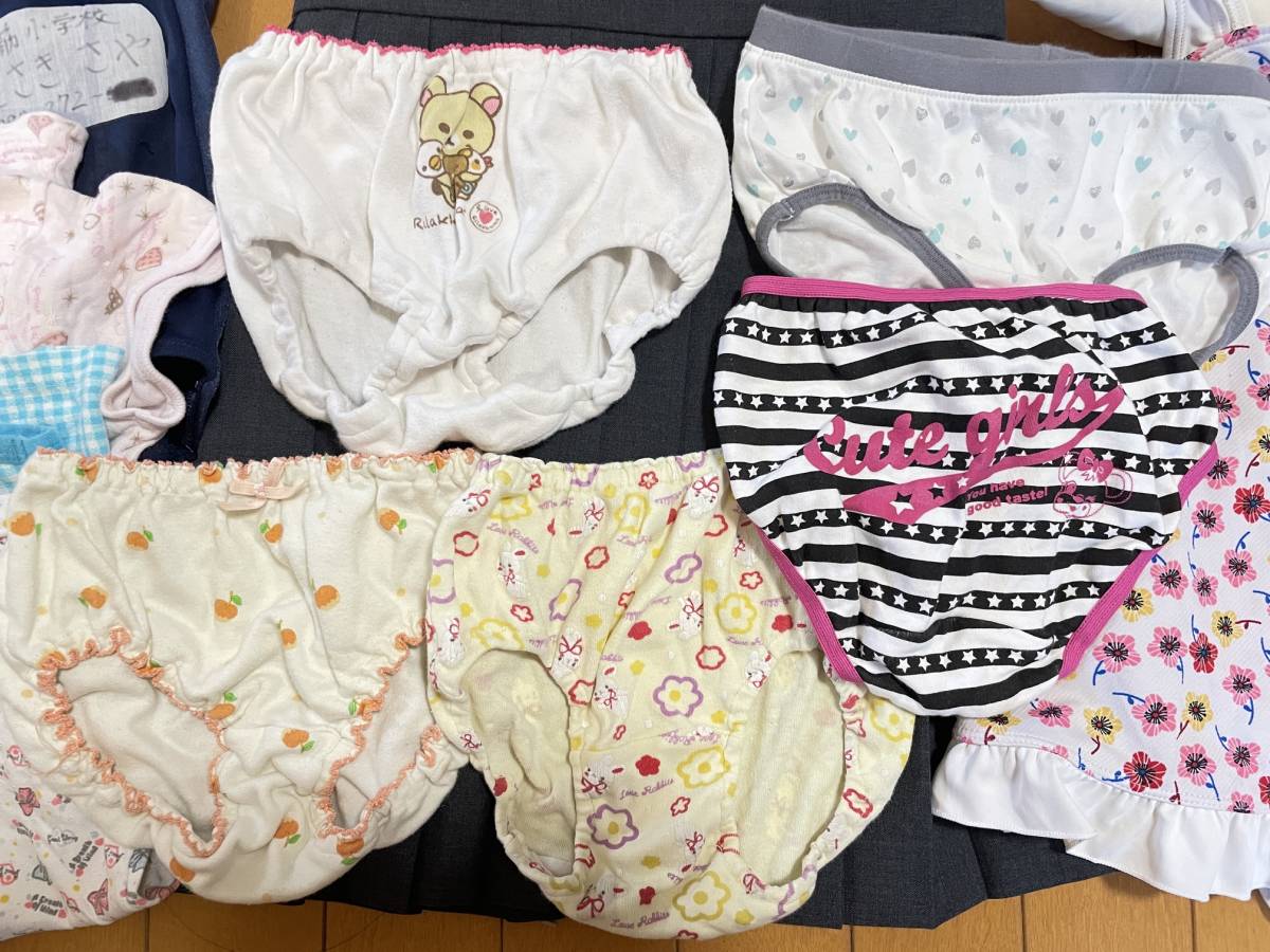 ECO 女の子タンス整理品　小学生JS　パンツ　制服　肌着　体操服　スカート スクール水着　靴下　130　記名　クロッチ染み