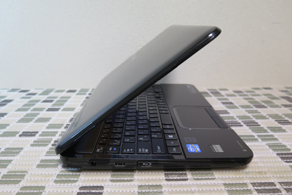 高速Core i7(最大3.4GHz)x4☆爆速新品SSD512GB】東芝 T552/58HBS 最新