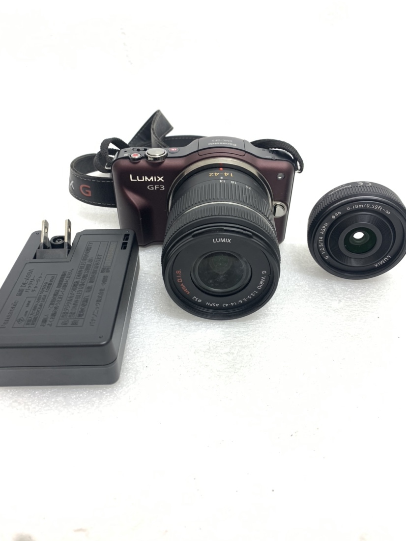 A992-K1-1　Panasonic/パナソニック　カメラ　デジタルカメラ　LUMIX GF3　DMC-GF3　1：3.5-5.6/14-42　52　通電動作OK　現状品①