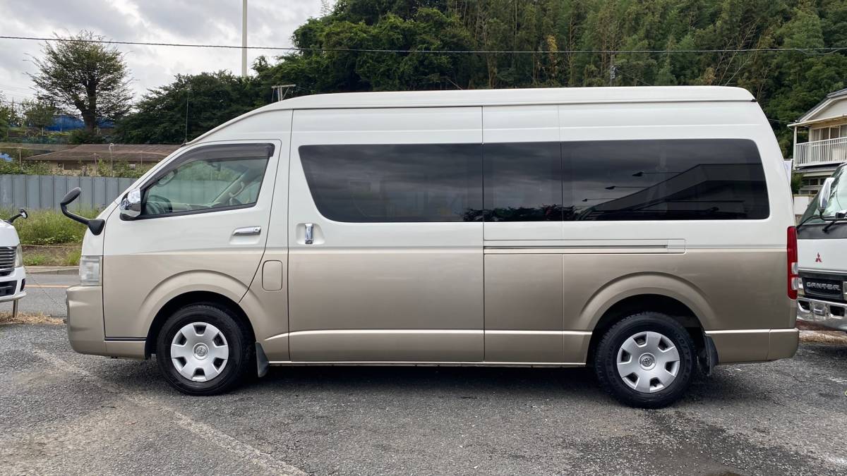 ■総額込々乗り出し価格・車検2年付■ハイエースグランドキャビン10人乗り　人気カラー　ナビ/バックカメラ/ETC /磨き/除菌■