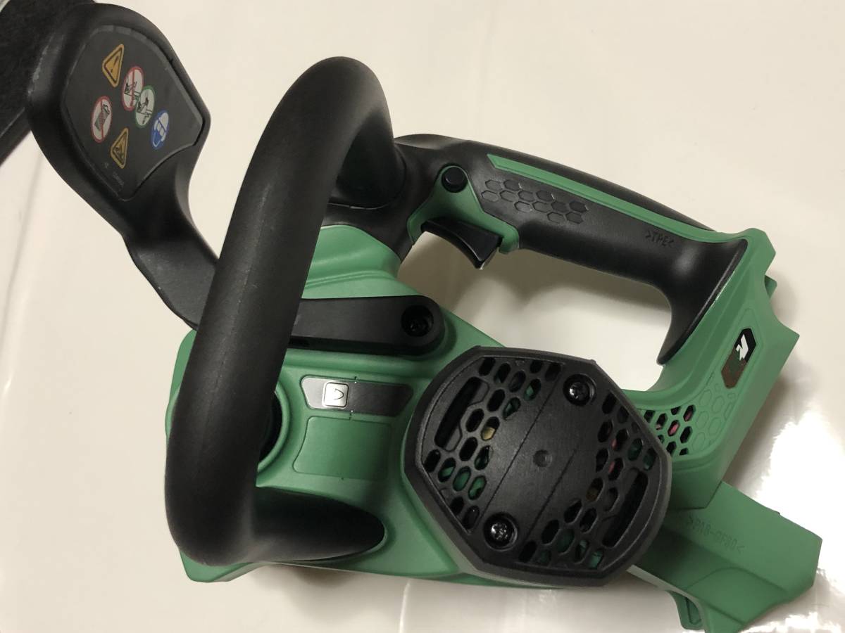 超PayPay祭 未使用 送料無料 HiKOKI ハイコーキ 日立 マルチボルト 36V コードレスチェンソー CS3630DA (NN) 本体のみ 300mm チェーンソー