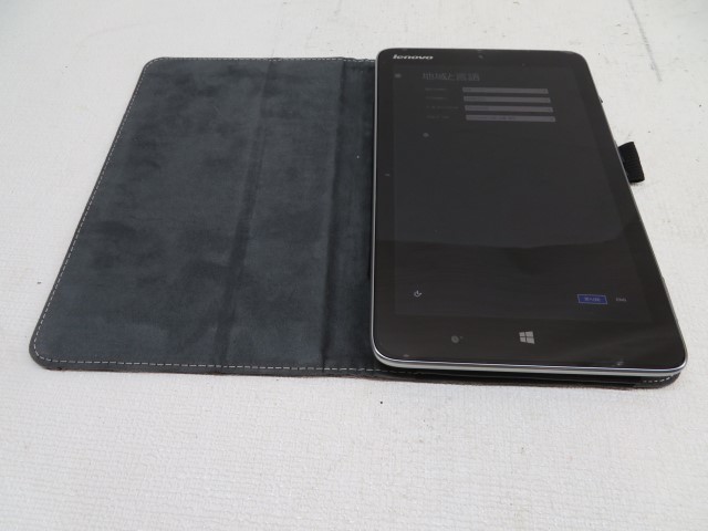 8インチ☆Lenovo 20326 タブレットPC Miix 2 8 59399891 windows8 Intel レノボ カバー付き USED 46470☆！！