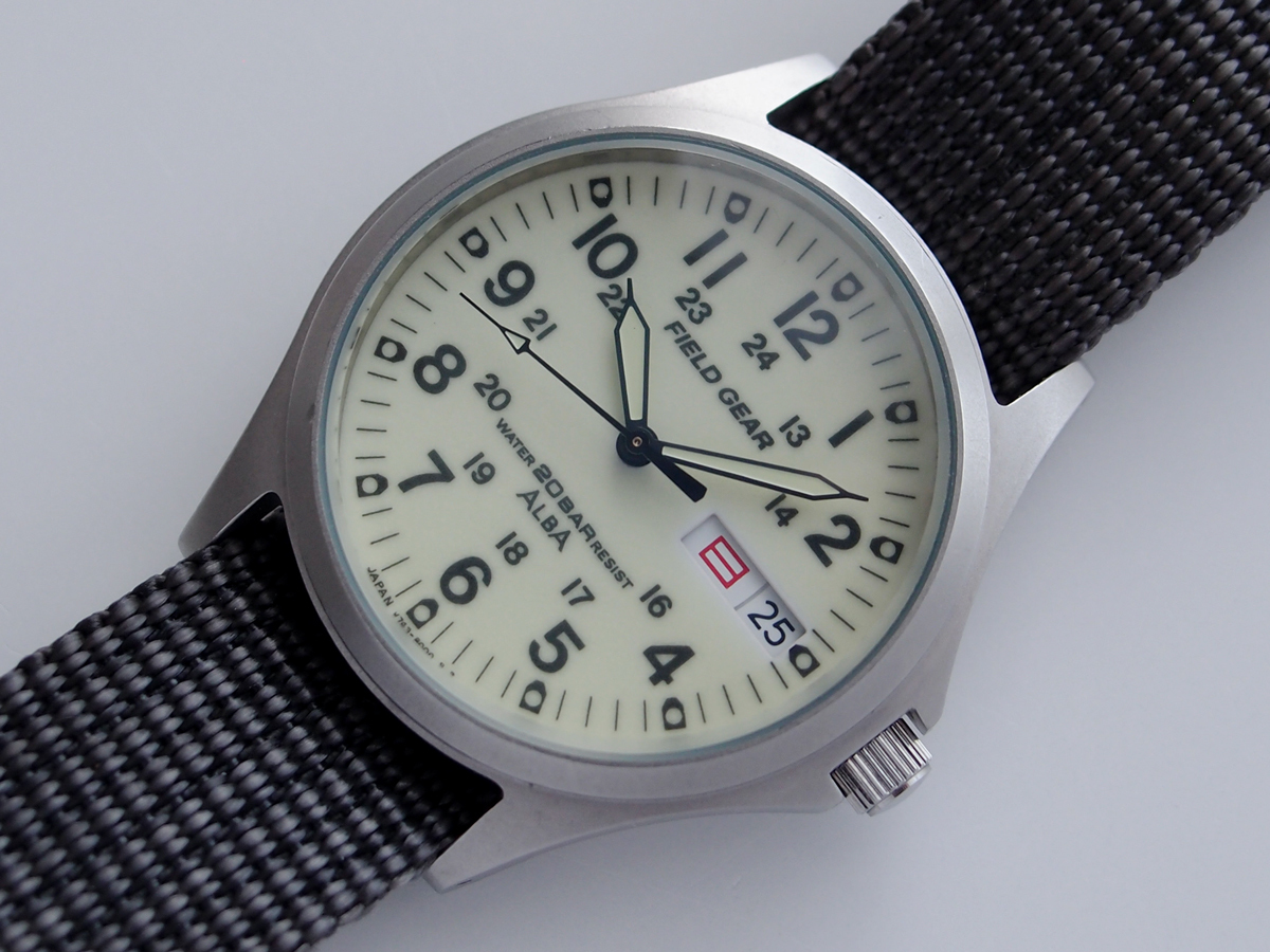SEIKO ALBA FIELD GEAR V743！全面ルミ文字盤 ミリタリー フィールド 
