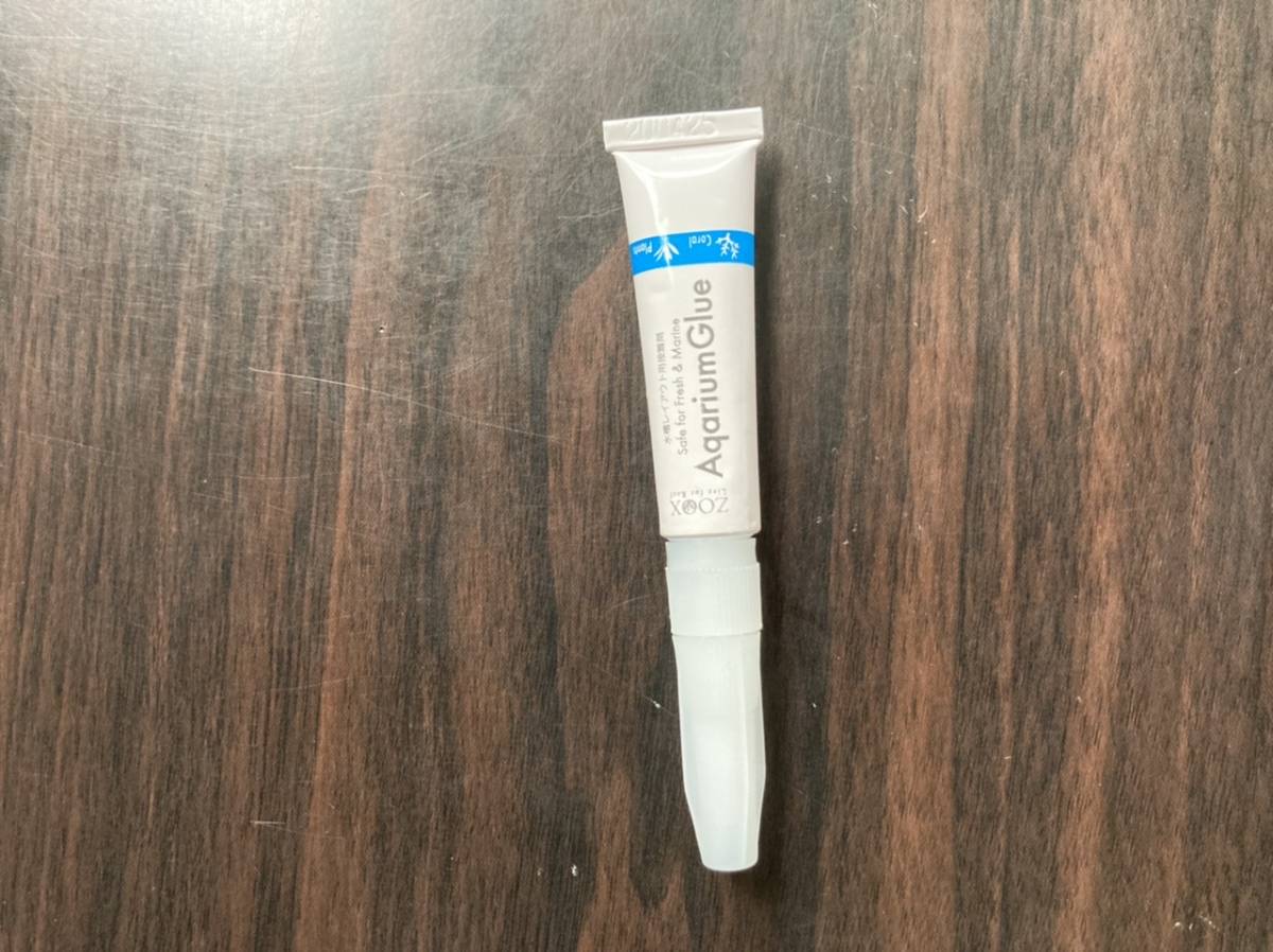 アクアリウムグルー 1本 鑑賞魚水槽専用接着剤 サンゴ プラグ 水草 流木 水中 瞬間接着剤 ゼリー状 水中接着剤 淡水 海水可 水槽装飾品 売買されたオークション情報 Yahooの商品情報をアーカイブ公開 オークファン Aucfan Com