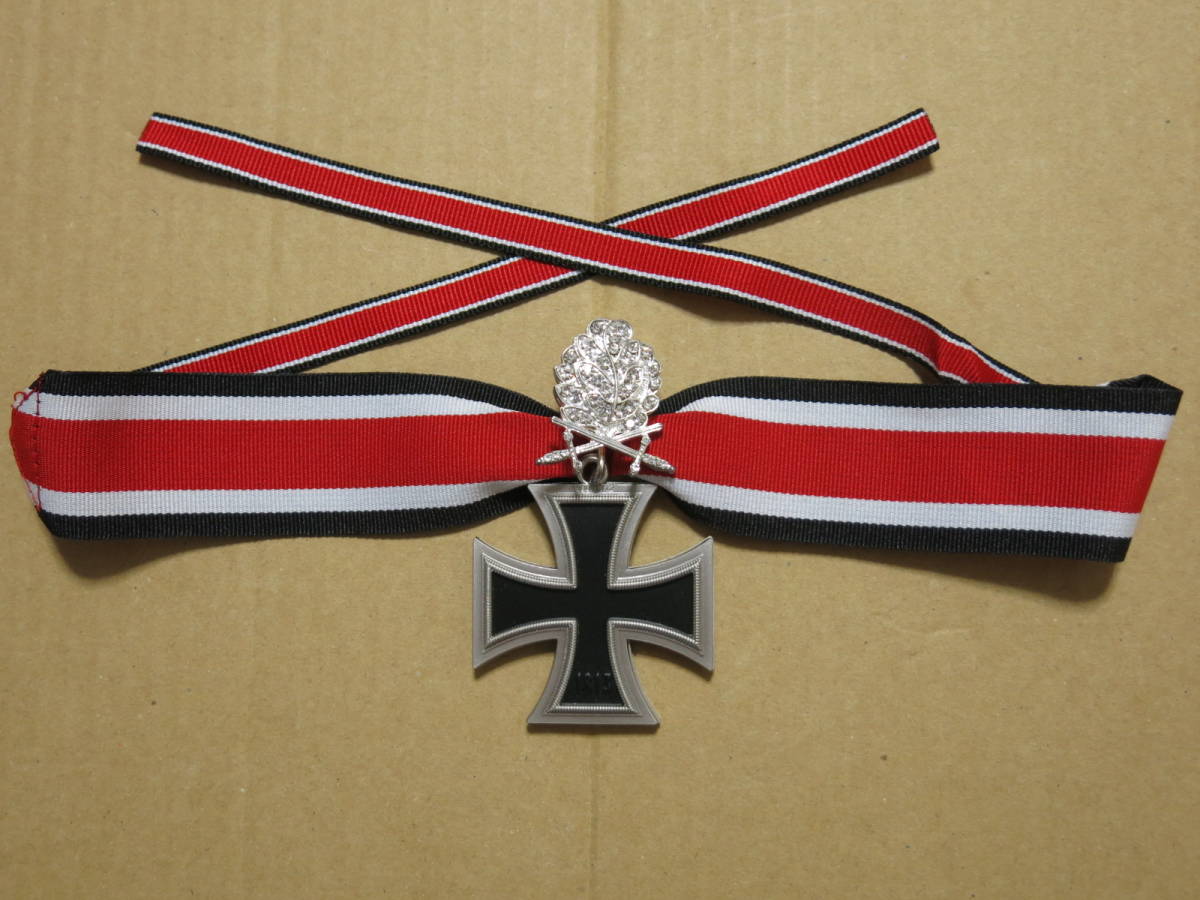 WW2 ドイツ軍 Yahoo!オークション 金柏葉・剣・ダイヤモンド付騎士鉄